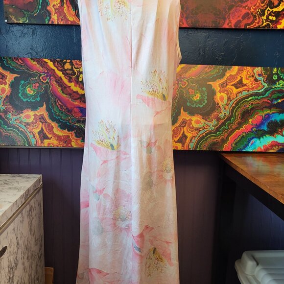 Unbranded ~ Sz XL ~ LightWeight Summer Dress ~ Excellent / New Condition - Picture 4 of 7